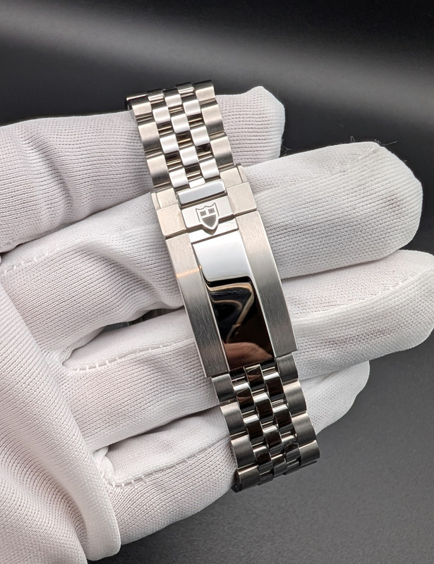 PXL_20250925_021214573