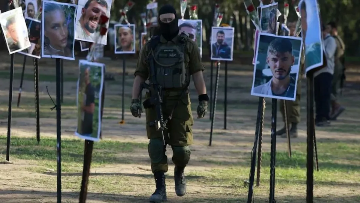 Hamás aún tiene a 137 rehenes cautivos en Gaza, asegura Israel