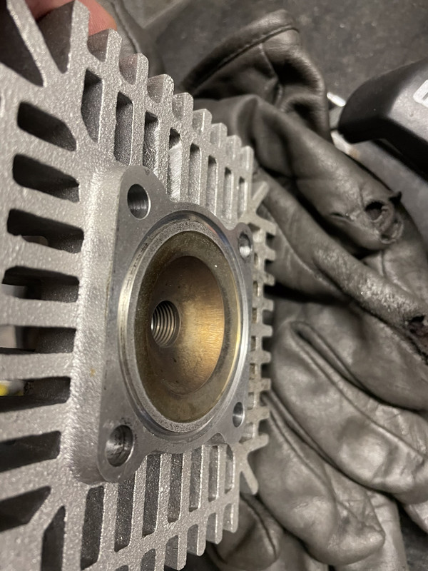 1C244C32-1101-44B6-BBA8-7BBBD58963C2