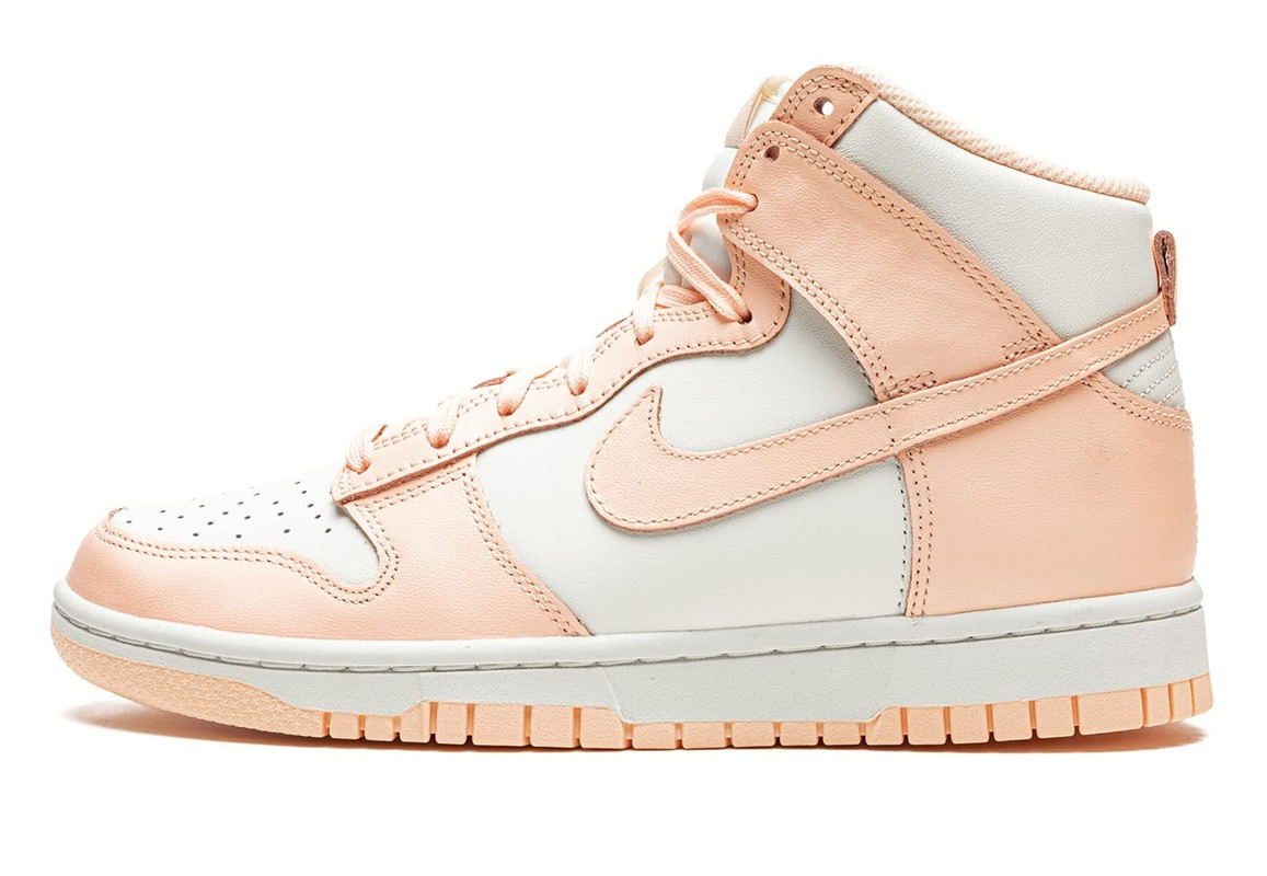 Nike Dunk High Crimson Tint