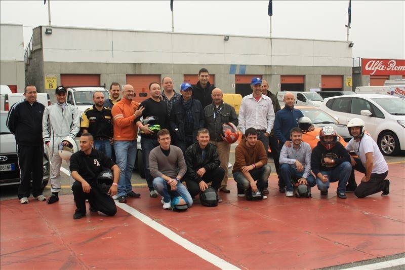 563195_10202089639633705_1706267978_n