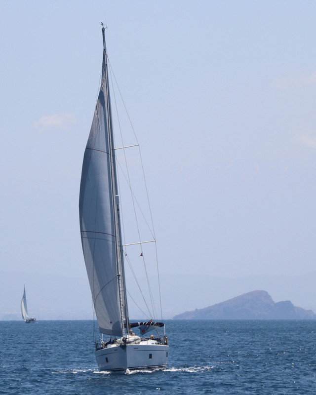 Sailing school lesson on the water in Athens Greece