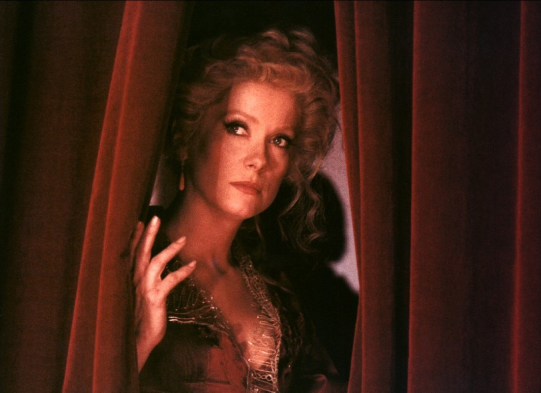 catherine_deneuve_mb12