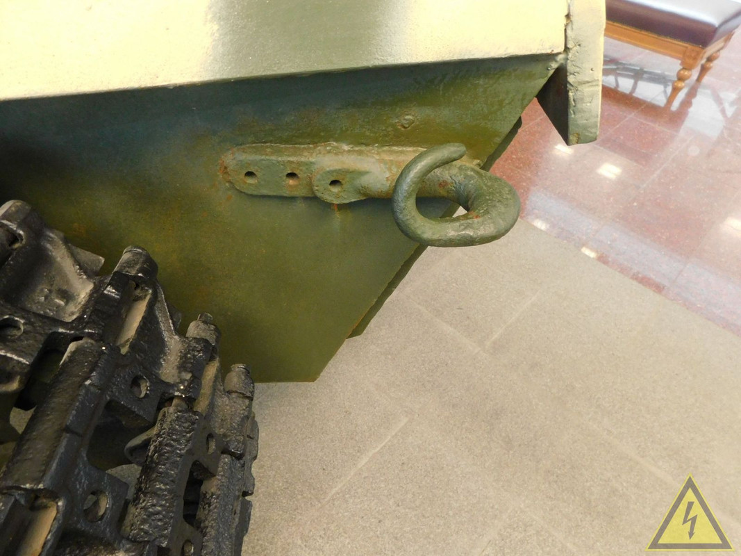 Макет советского бронированного трактор ХТЗ-16, Музейный комплекс УГМК, Верхняя Пышма DSCN5551