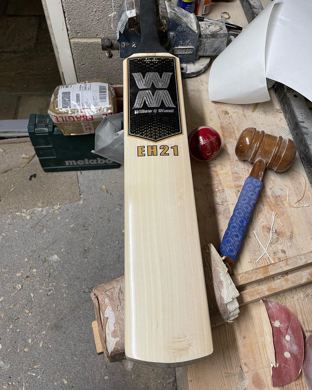 6B56BA9A-BF52-4A19-8354-0F60EB80CF5C