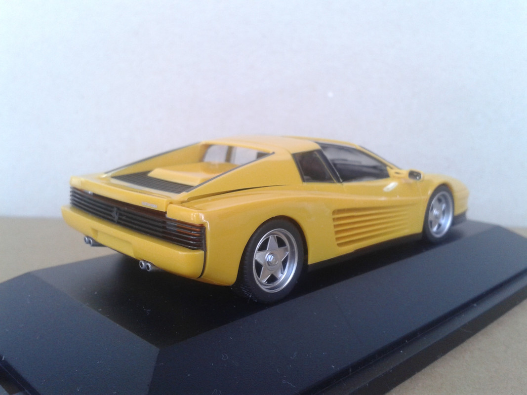 1986 Ferrari Testarossa GTS (Herpa) (18)