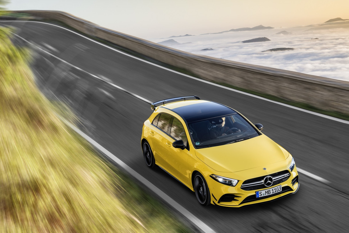 Mercedes-AMG A 35 4MATIC (13)