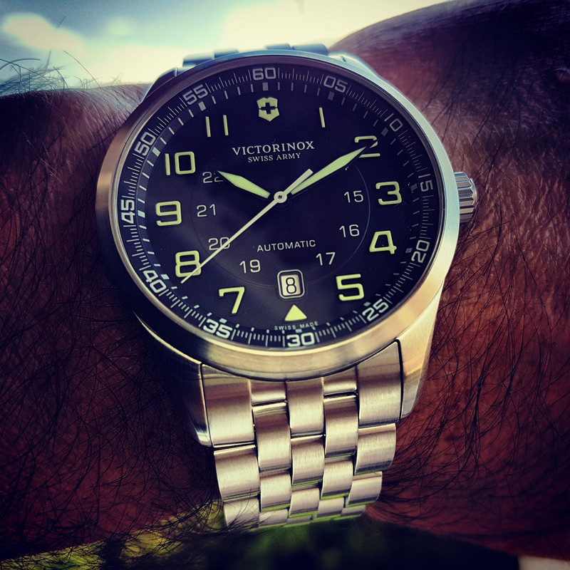 Victorinox Swiss Army AirBoss Mechanical #241508 (2)