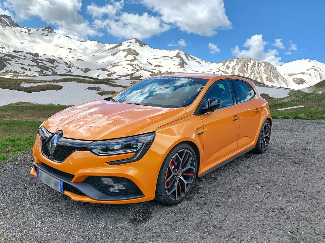 65E0D3D3-4E27-4BC8-A958-6DD23AA5F0F2