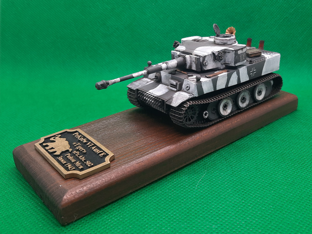 PzKpfw VI "Tiger" s.Pz.Abt. 502 ("Zvezda" 1/72) 20231113-183256