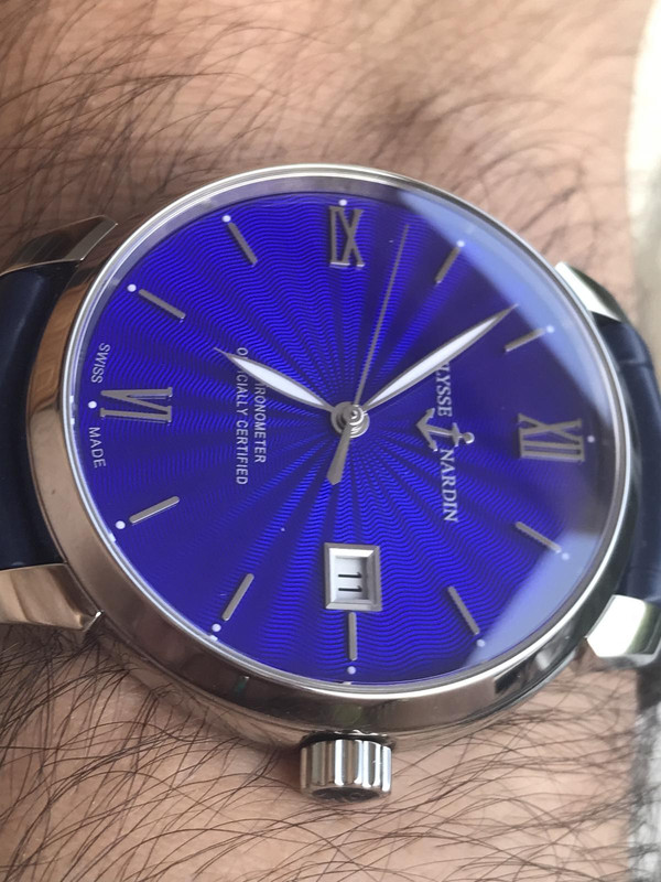 65EECF29-6F49-4F3C-BC41-8FF31919228A