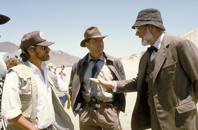HUNT-FOR-RED-OCTOBER-SPIELBERG-CONNERY-1.jpg