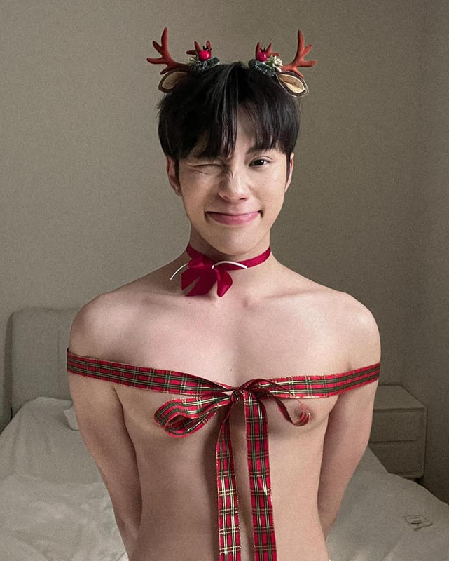 christmas-guys-02-5