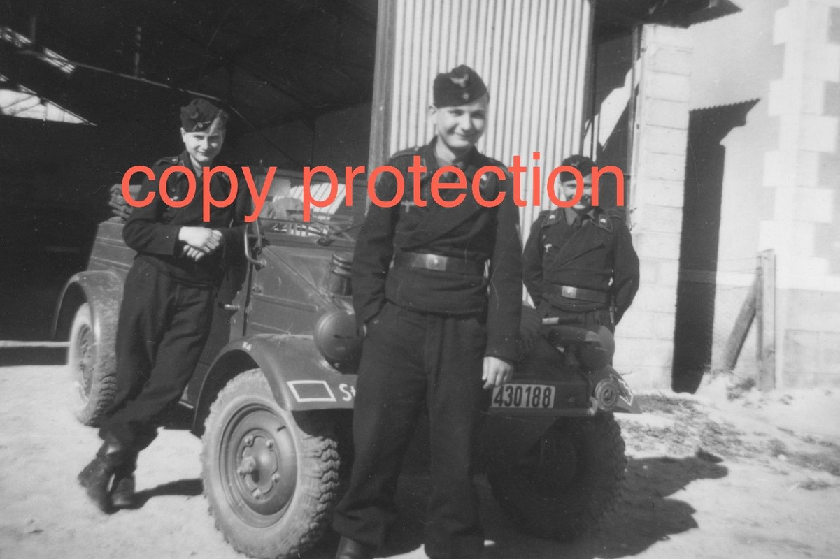 Orig. Foto VW82 Kübelwagen Frankreich 1943 1.Panzer-Division Ren