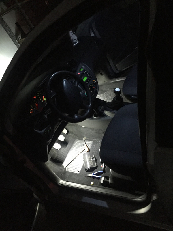 838FD78D-65D7-4DC1-AC31-1DFB8FF46613