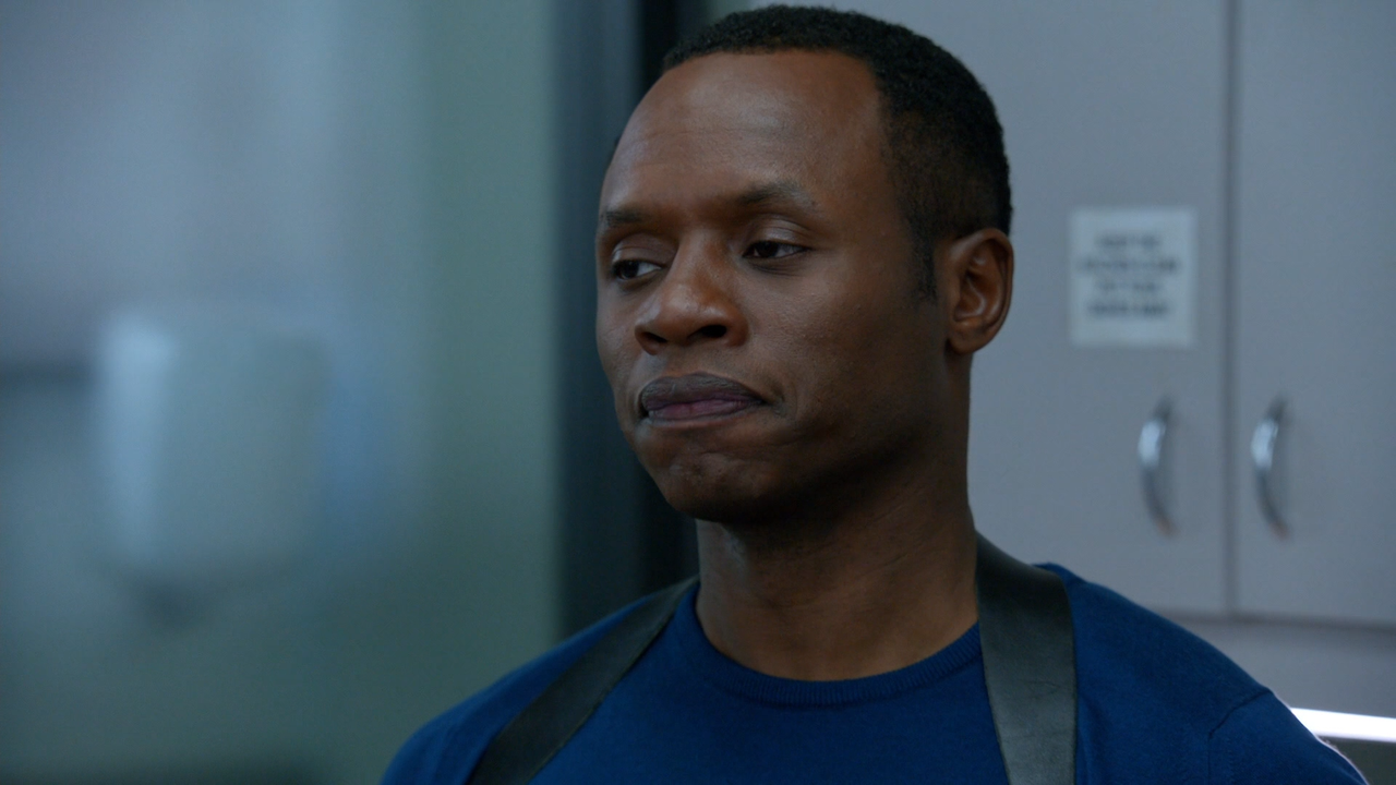 iZombie.3x02.ITA.ENG.1080p.BDMux.x264-Morpheus.mkv_snapshot_09.2