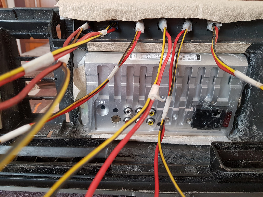 1506610827437885018144