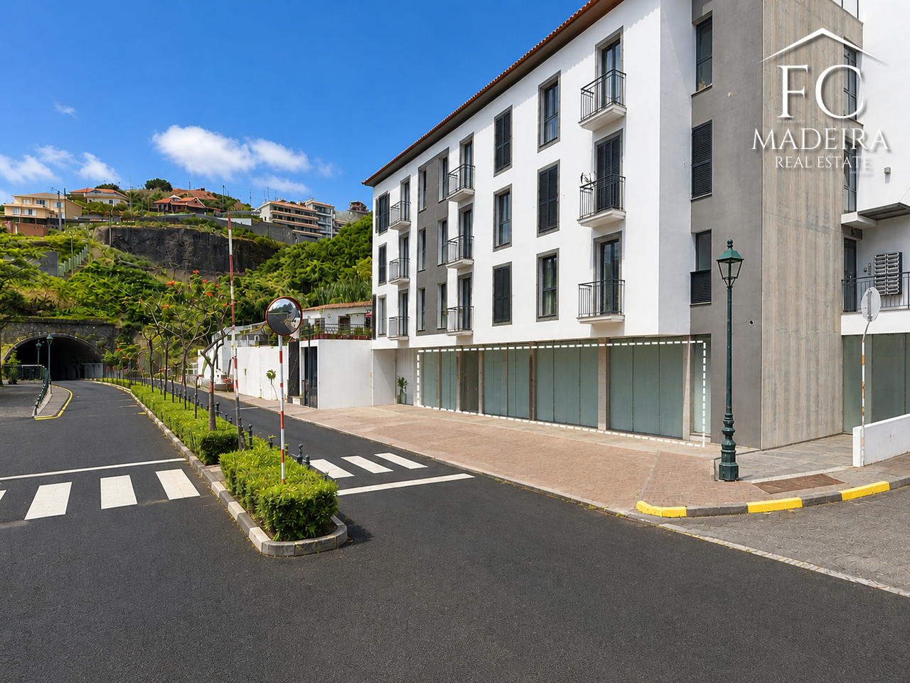 Espaço Comercial Santa Cruz