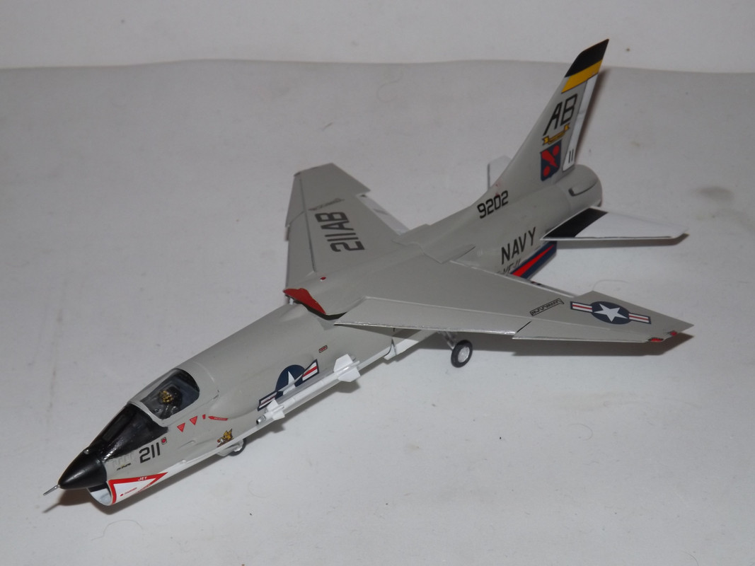 Italeri_F8E-CrusaderFP