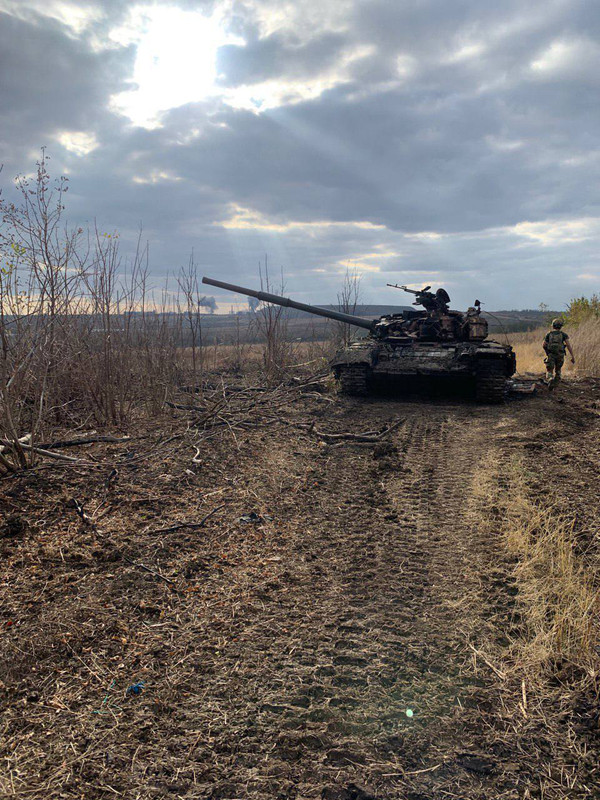 1005 T-64BV destr 12 11 23