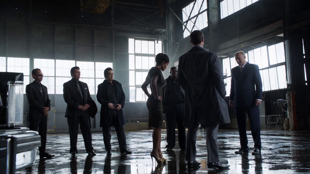 The-Falcone-crime-family-meeting-about-the-Arkham-project.png