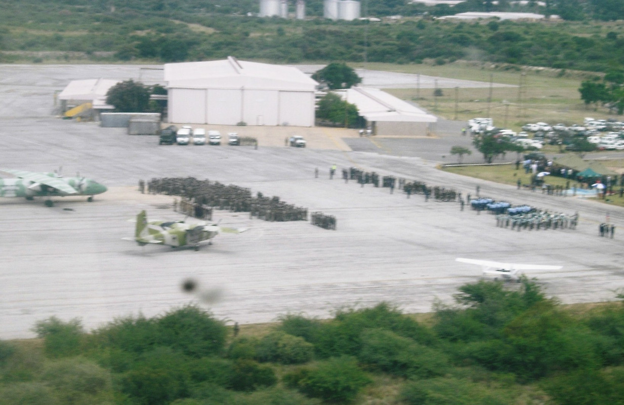 Parade (An24, Y12 & Cessna O-2)