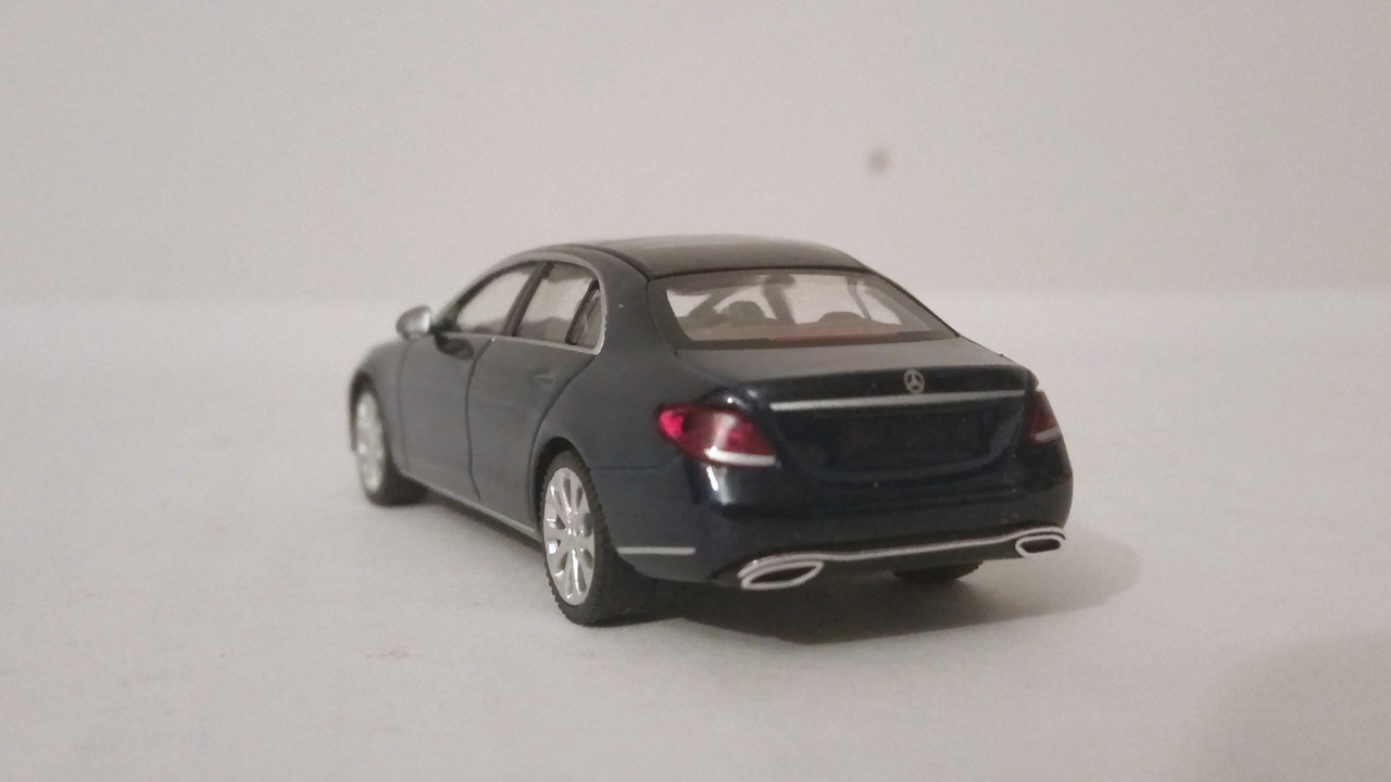 Mach (8906)