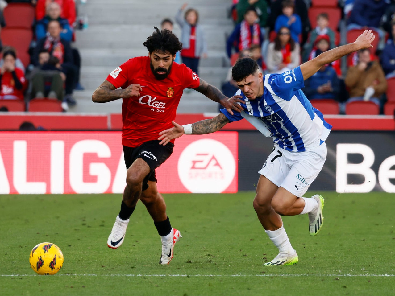 Alaves vs Mallorca, 19h00 ngày 25/04