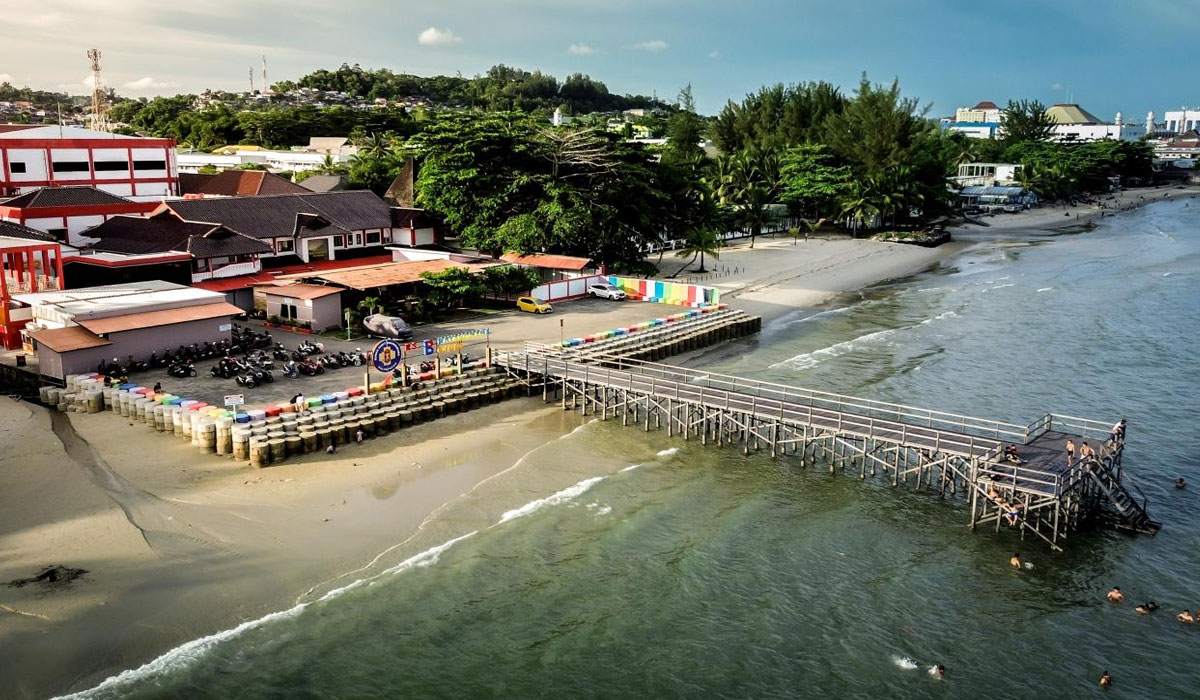 Pesona Pantai Kemala: Surga Tersembunyi di Tengah Kota Balikpapan
