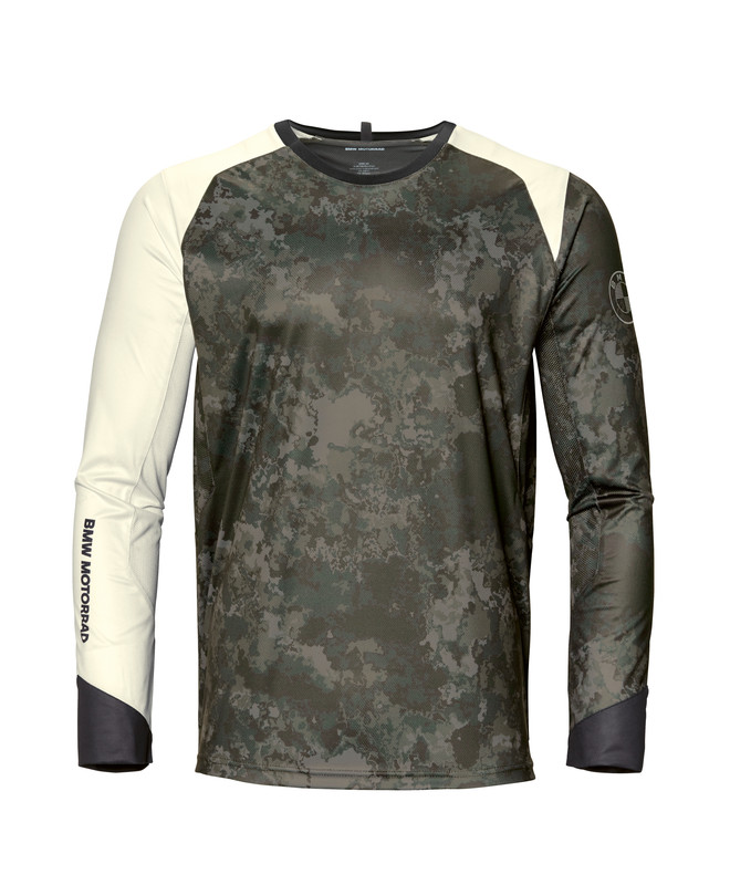 P90443321_highRes_bmw-motorrad-rider-e