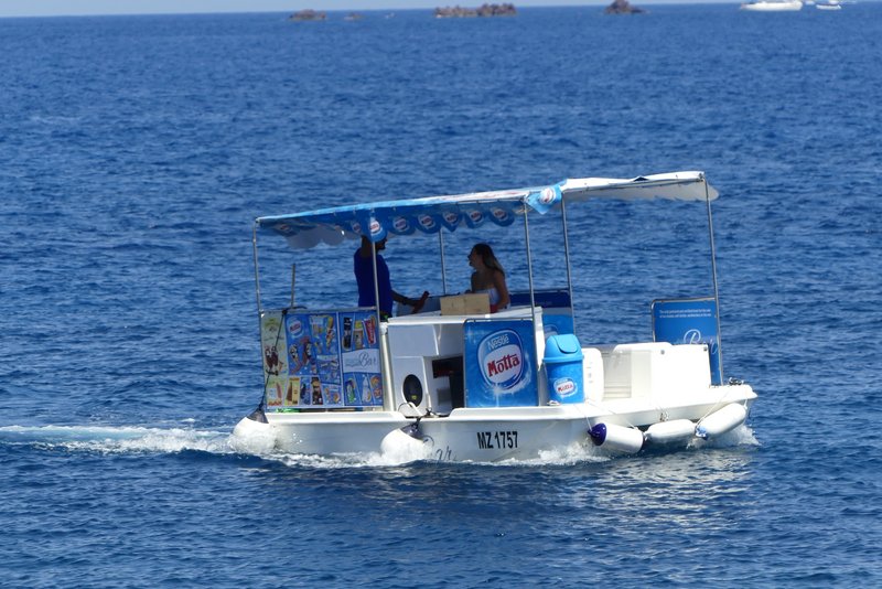 Sicilia y Eolias: 14 dias en coche - Blogs de Italia - Día 10: Eolias I: Lipari (10)
