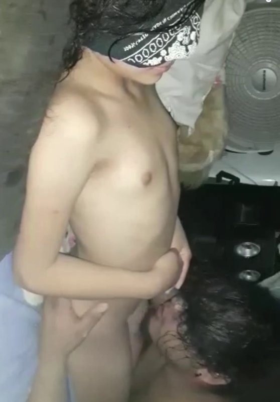 Desi Yong Girl Sex With Her Uncle (2026)