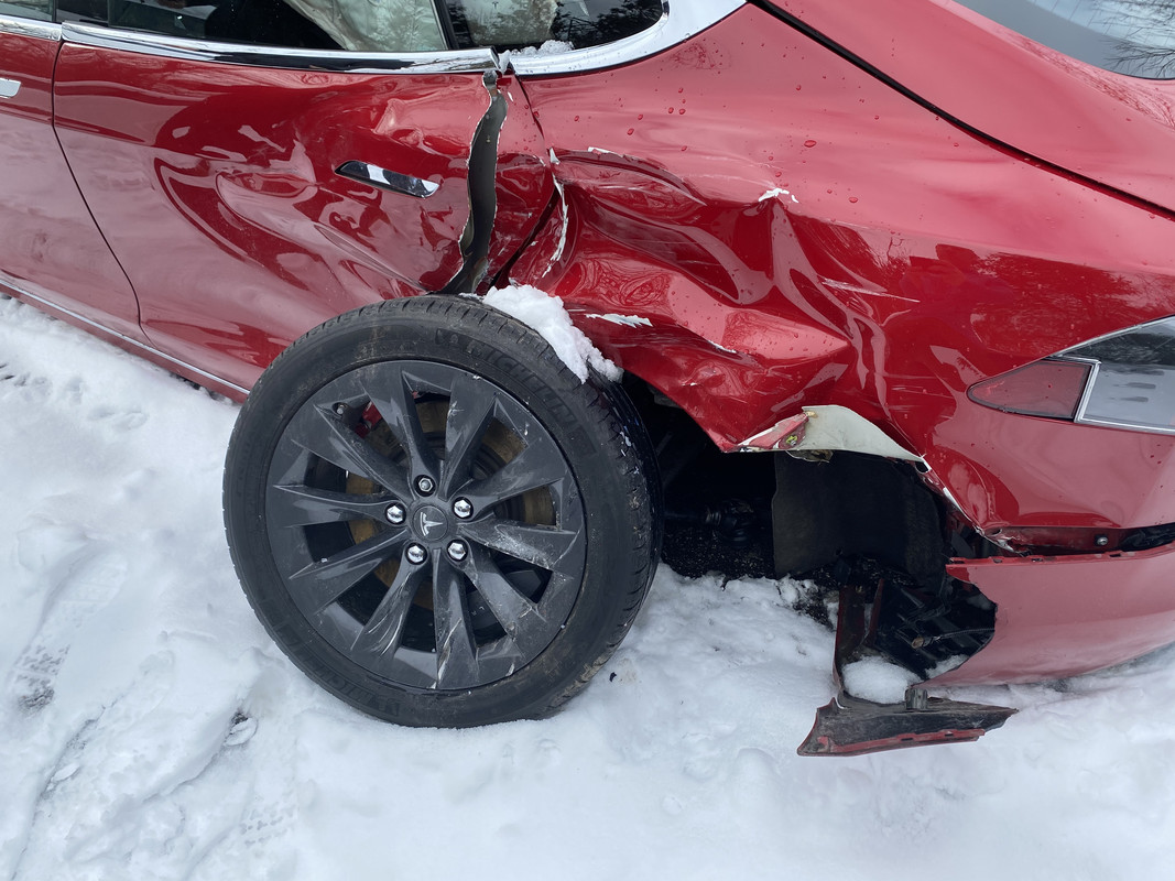 E2A78BC1-A26C-4BF5-A6F1-73ED2D499FFD