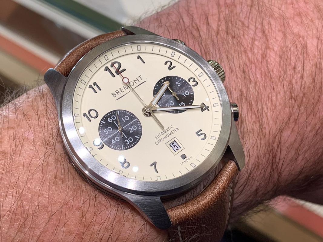 40169CFB-6F4C-470D-8766-4086E7425D9D