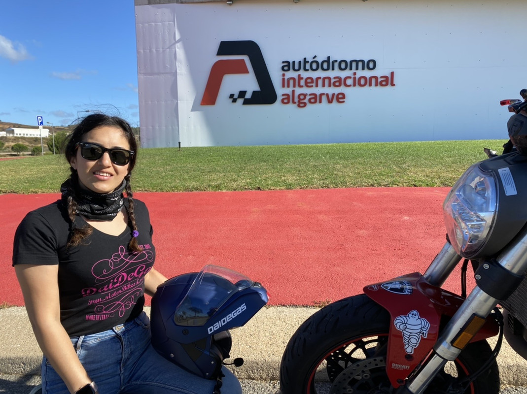 EB15F8D3-CD49-432E-9BFF-657E074ADDD1