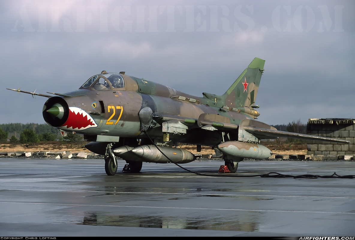 20 GvAPIB Su-17M4 27 yellow_12204 (8)_05.04.94