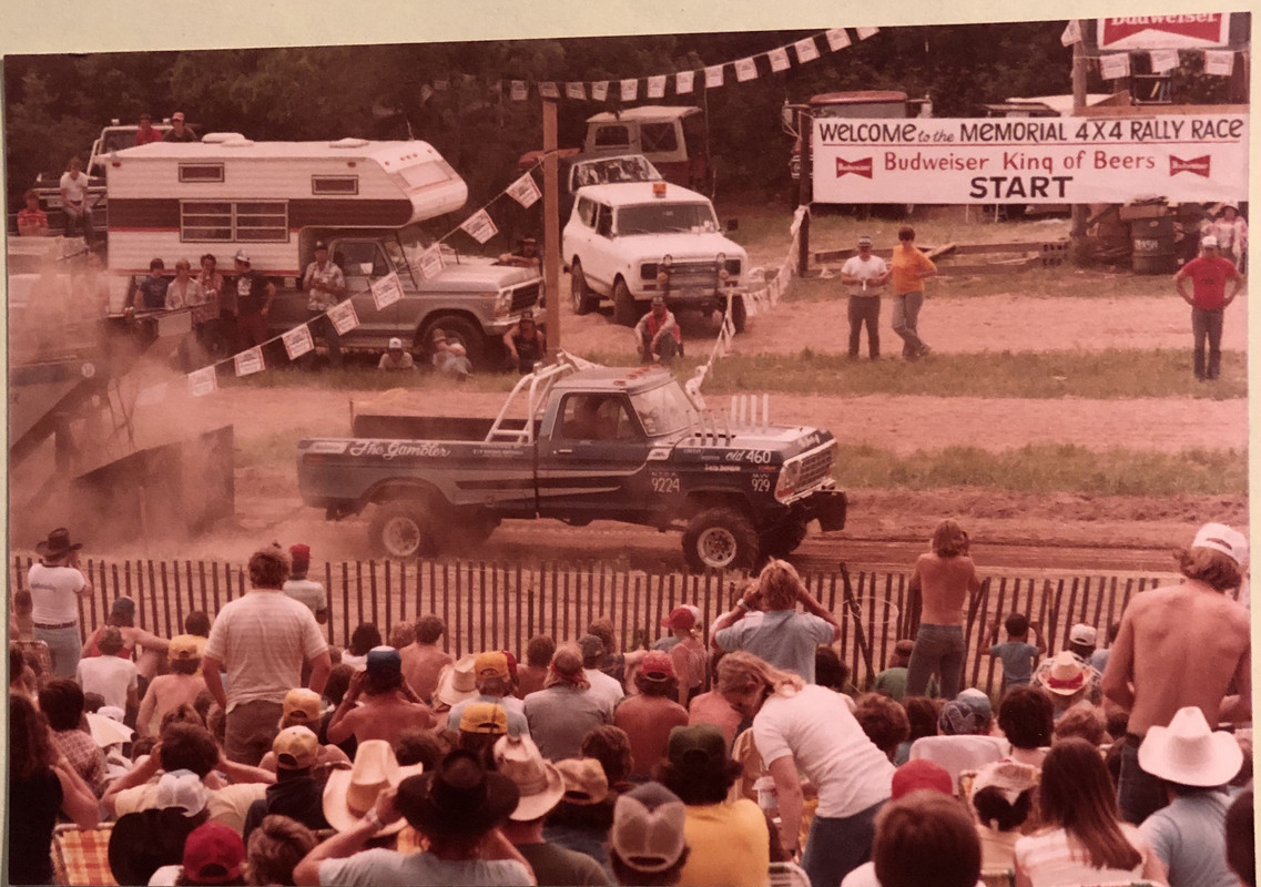 5D1467D6-E2F5-44B1-B74B-27A2A57366E9