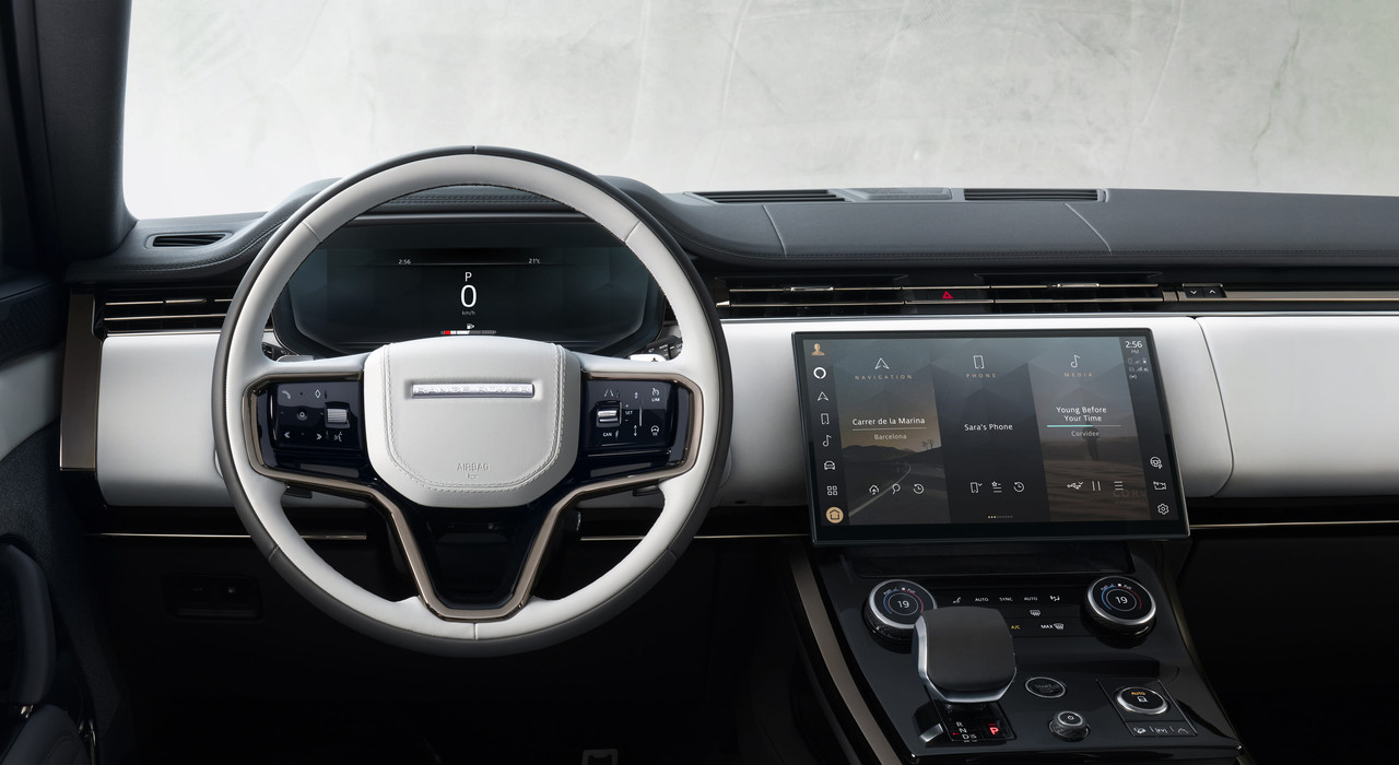 RRS_23MY_03_Interior_047_GLHD_ALT_100522