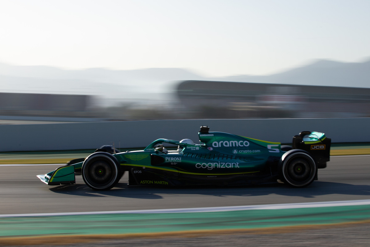 [Imagen: f1-test-barcellona-gallery-day1-341.jpg]