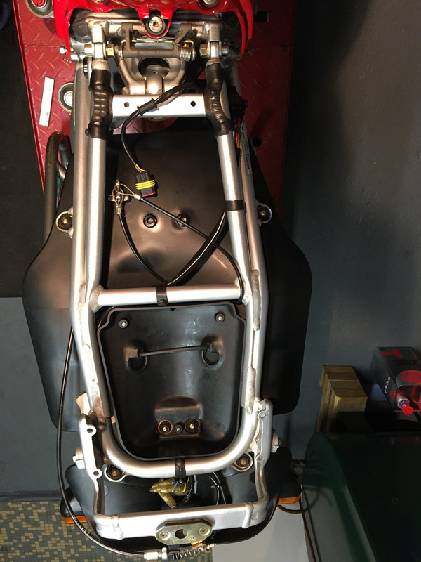 46C781BB-A386-4734-A3F6-07293BB299C6