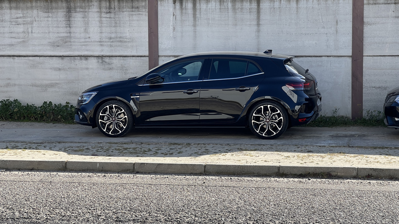 D08E271A-A60A-42FB-94AA-1F97783F2DA4