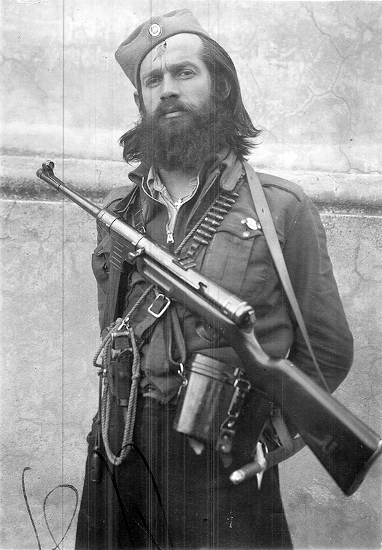 [Слика: Chetnik-with-MP41.png]
