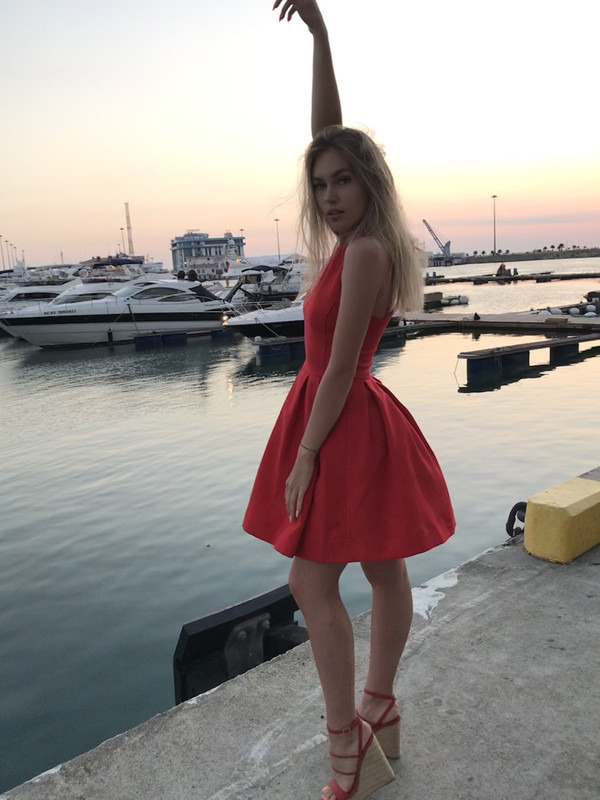 E86280B6-89A3-4619-B350-F684E2DDD05E