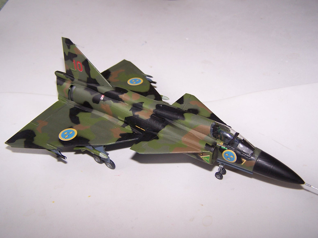 Heller 1/72 Saab Viggen - Ready for Inspection - Aircraft ...