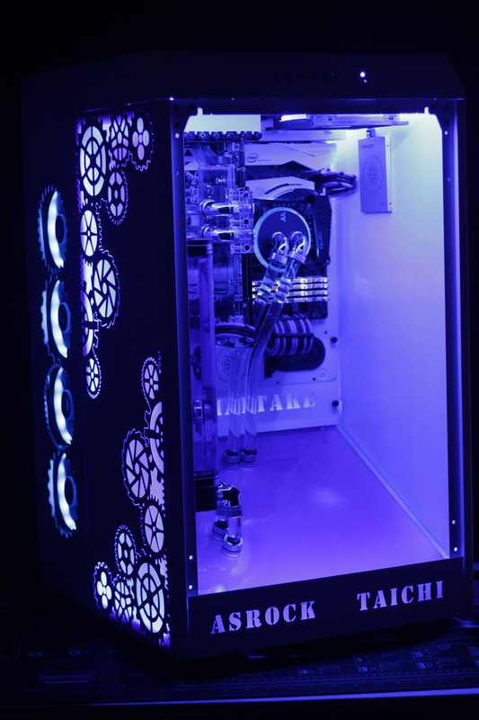 23467089_10212634507371976_1734018118654961809_o (1)