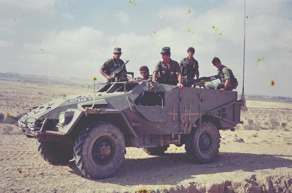 БТР-40 в цвете (5)