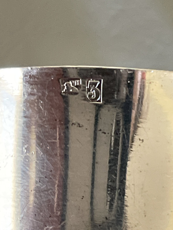 FFF9B642-419C-4C25-A60D-E49D6680BCB9