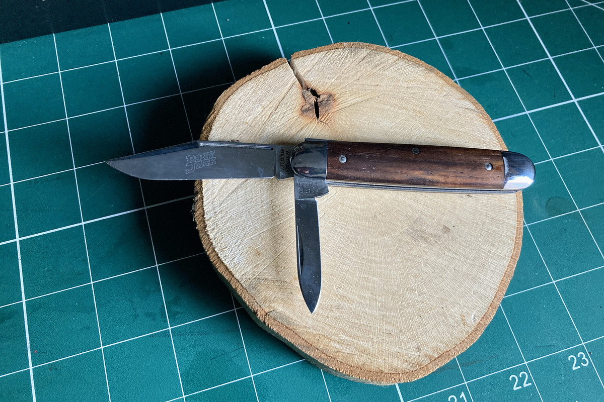 1226A074-79F8-4641-B048-9DEEA8EB5C2E