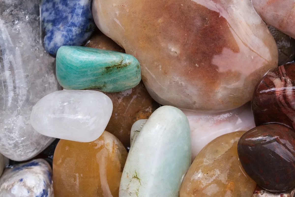 ¿Tus piedras de cuarzo son reales? Descúbrelo con este truco