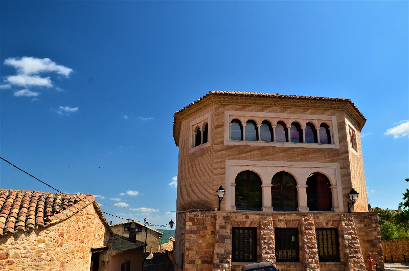 ALQUEZAR-19-4-2017-HUESCA - Los pueblos más bonitos de España-2010/2023 (60)